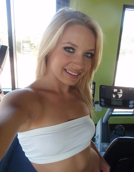 Esenyurt Escort - Kimsenin Doyuramadığı Avrupa Yakası Escort Ceylan